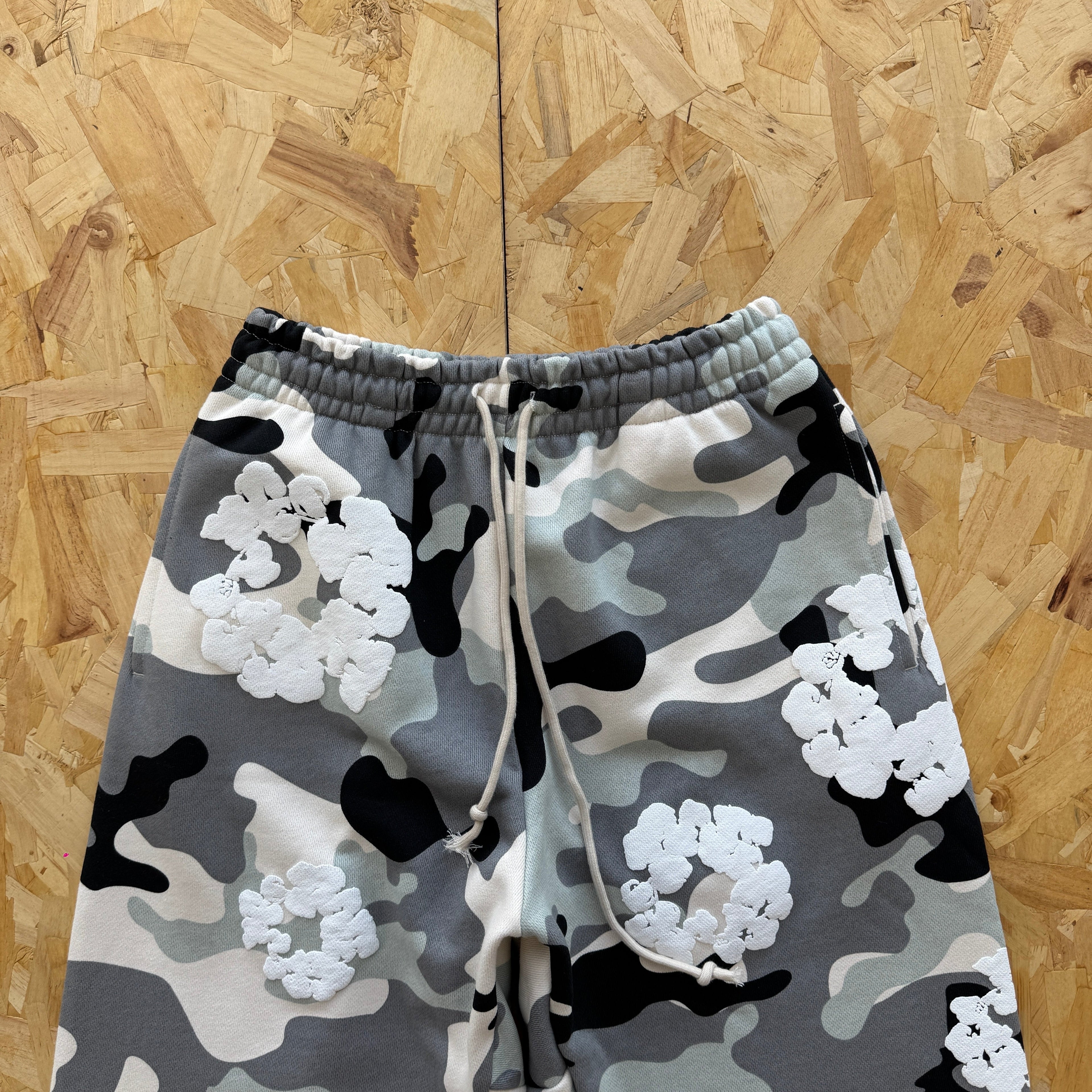 Denim Tears Camo Trousers 1:1  4+