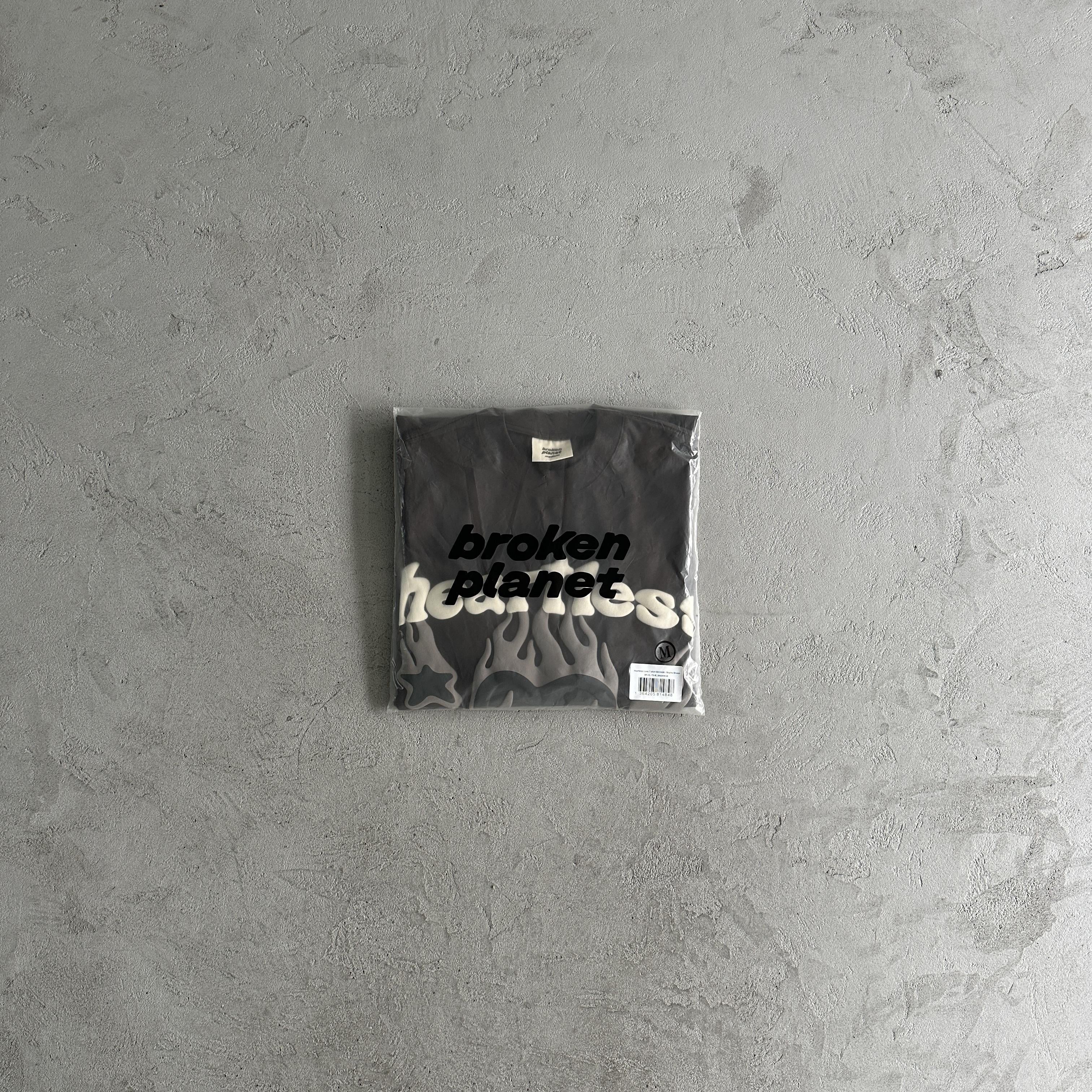 Broken P Heartess Love Tshirt-mocha