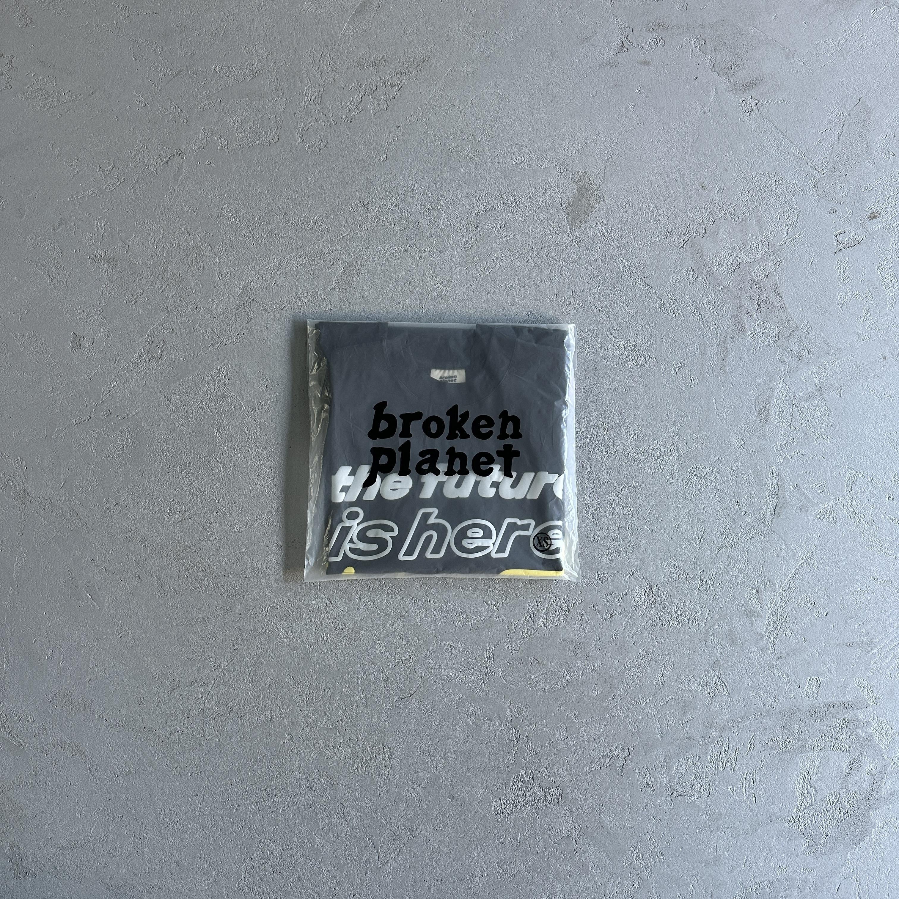 Broken P The Future is here Tshirt